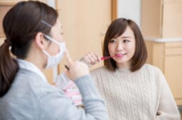 赤羽で有名な矯正歯科を知りたい！定期検診を受けるメリット